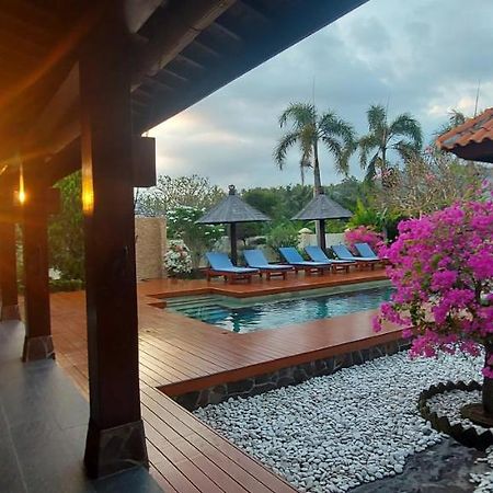 Bale Solah Lombok Holiday Resort Senggigi Exteriör bild