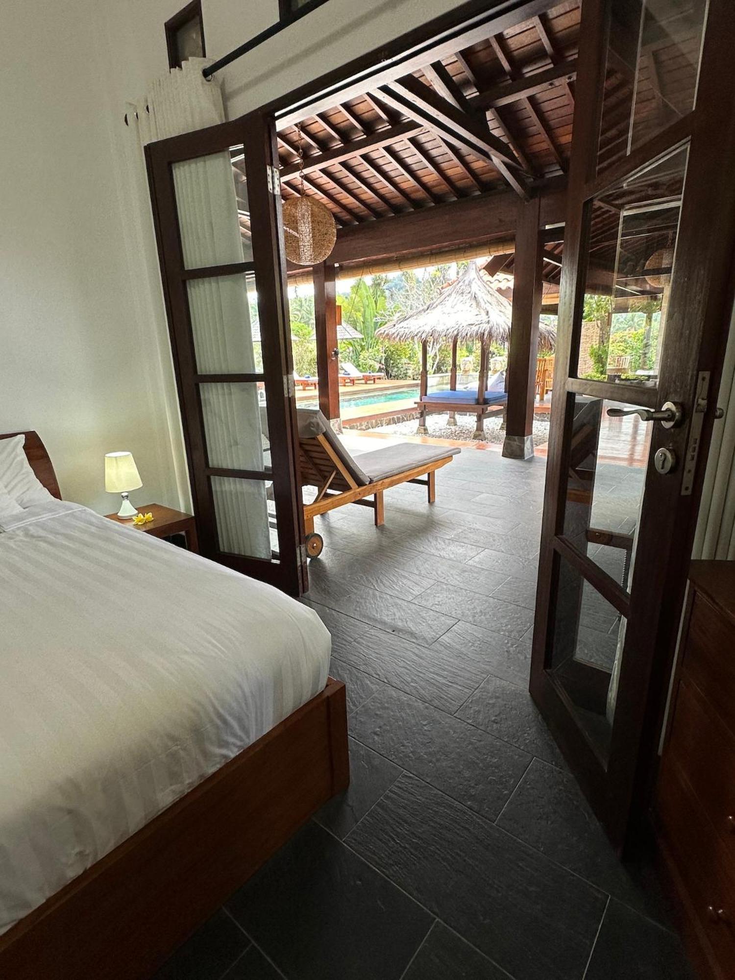 Bale Solah Lombok Holiday Resort Senggigi Exteriör bild